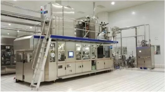 公司的经营范围涵盖了纸箱、纸板、塑料制品及木包装等多个领域